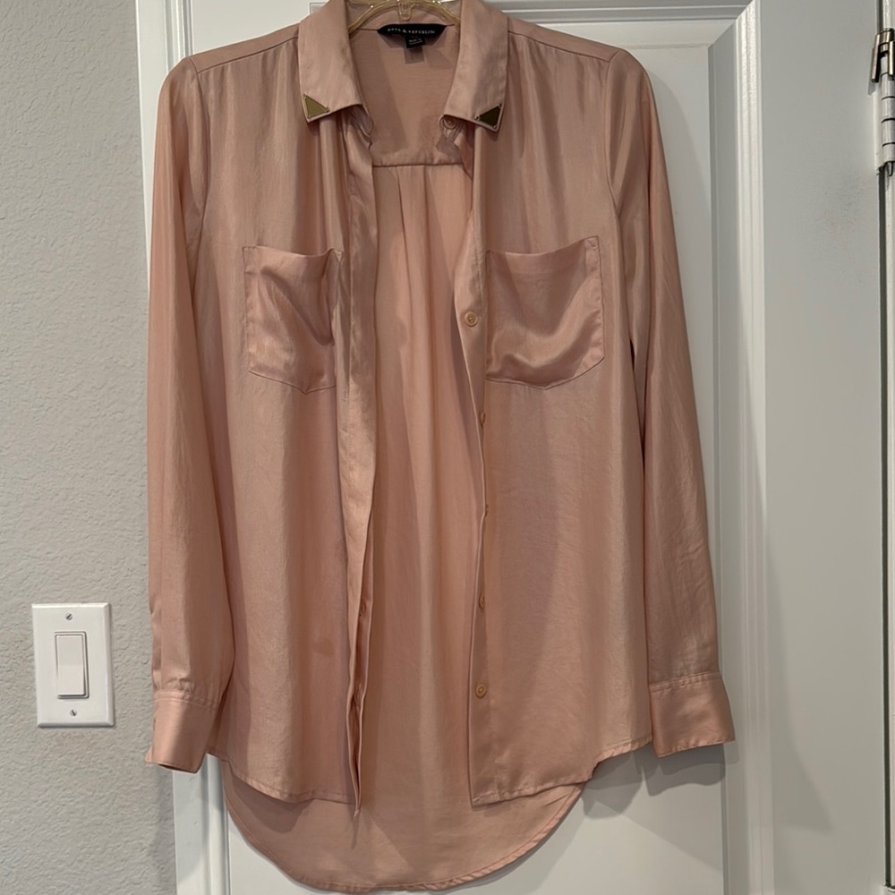 Women's Pink Button-Up Shirt